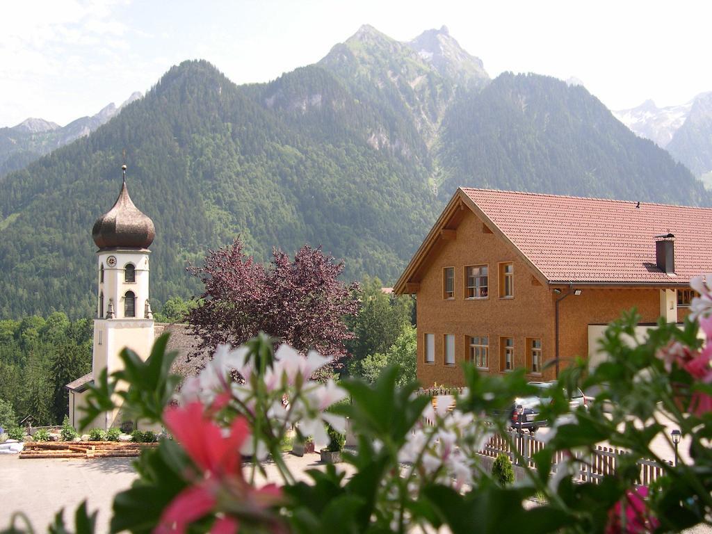 Hotel Garni Brigitte Bürserberg Kültér fotó